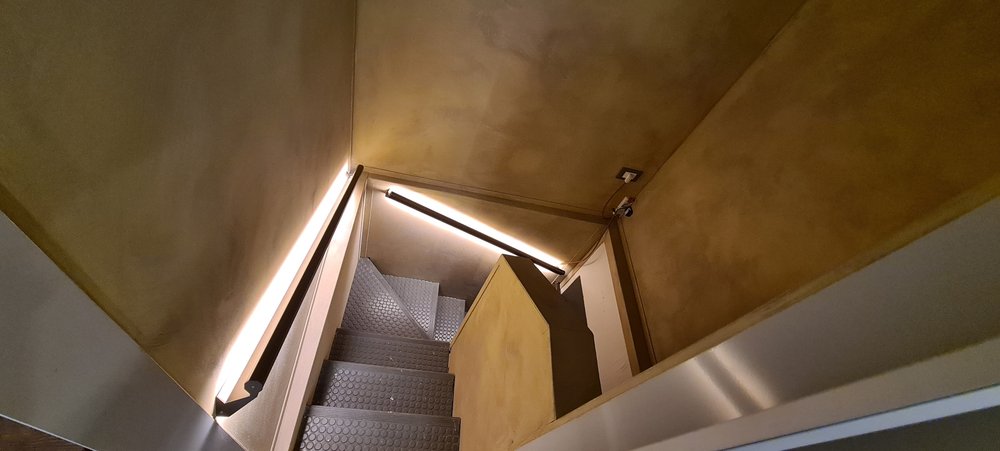 20230329-184818-showroom-brescia-cavagnaarredi17947923-B08A-E9AE-41FE-EB0E716D36A4