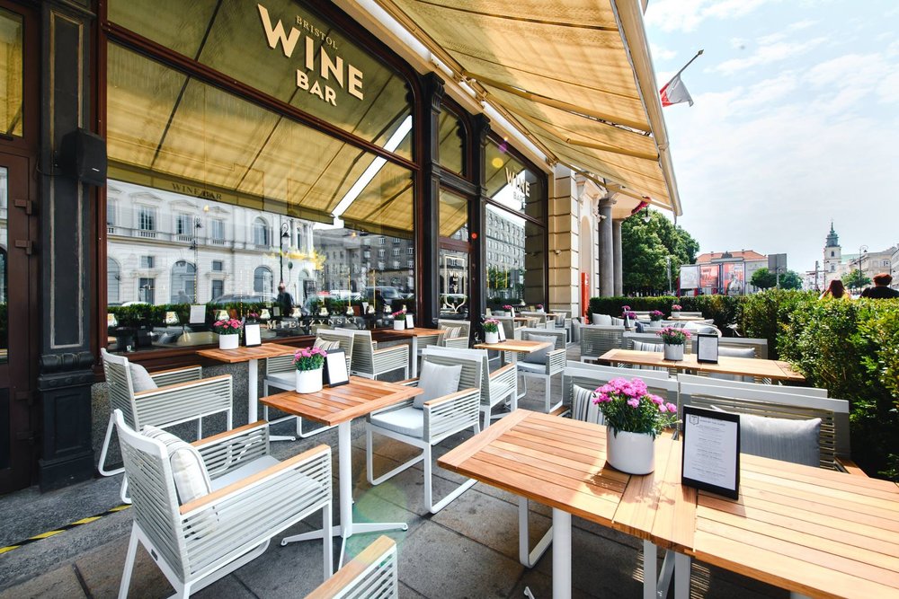 bristol-08-2048×1365-progetti-outdoor-brescia-cavagnaarredi119B706E-4E06-5987-81CE-332D9BFD15B2