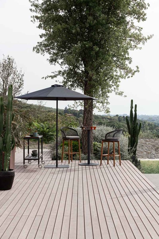 cyrano-stool-02-outdoor-coperture-ombrelloni-brescia-cavagnaarrediB0ED125C-DE64-7FCD-5258-A83E3B1AB9B4