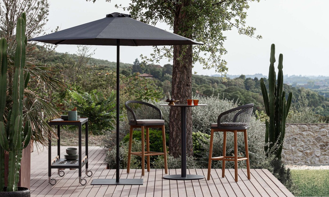 cyranosg-copertina-scaled-outdoor-sedie-e-sgabelli-cavagnaarredi-provincia-bresciaDCF69857-783E-1B92-B536-68BD2A9DAA92