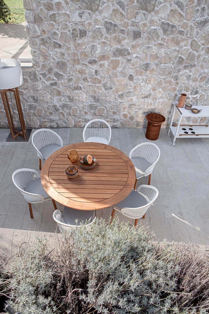 desertround-cyrano05-slider-outdoor-tavoli-brescia-cavagnaarrediABD4344D-8703-7625-5489-C06AFD9F60FB