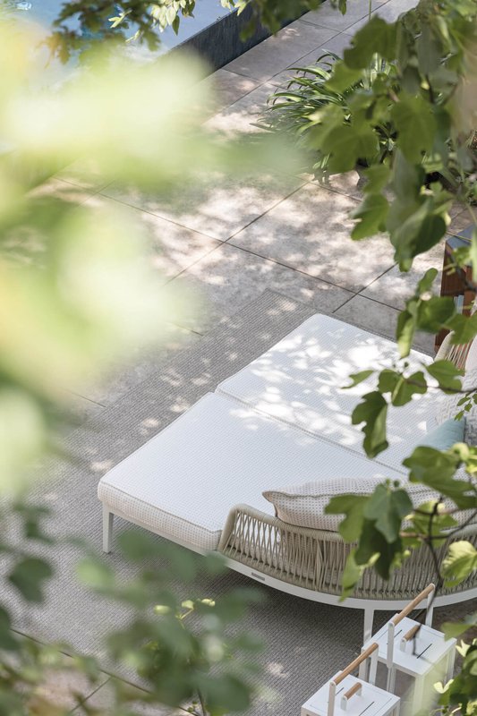 dream-01-outdoor-lettini-chaise-longue-brescia-cavagnaarredi12820822-1F50-9FB9-199F-B864E6F864D1