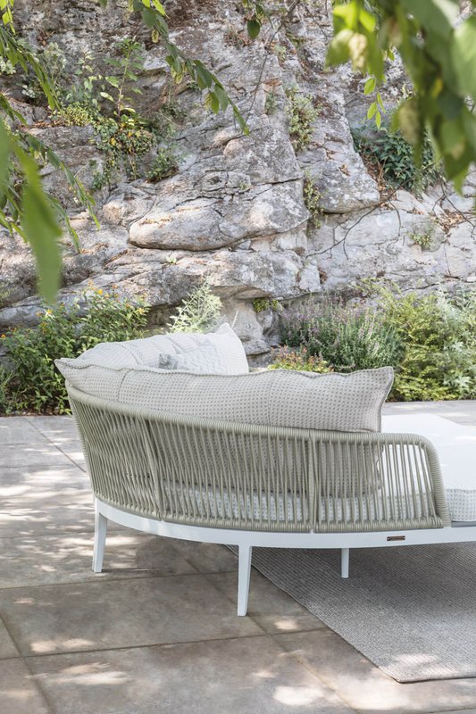 dream-02-1-outdoor-lettini-chaise-longue-brescia-cavagnaarrediA917305A-0D69-13ED-D3AA-C98233FAFB29