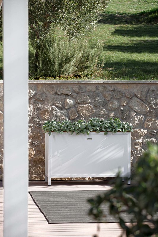 flair-planter-outdoor-accessori-complementi-cavagnaarredi-provincia-brescia0AB16EEF-3983-5F99-8A1A-6D7FF65849DC