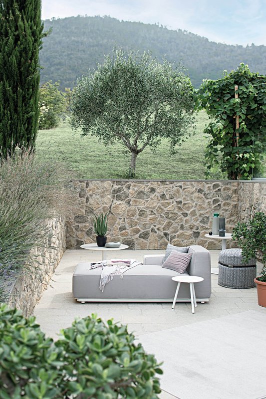 laguna-drea-outdoor-lettini-chaise-longue-brescia-cavagnaarrediC362DBBA-14FD-DFBF-73A7-34EB2543F6D9