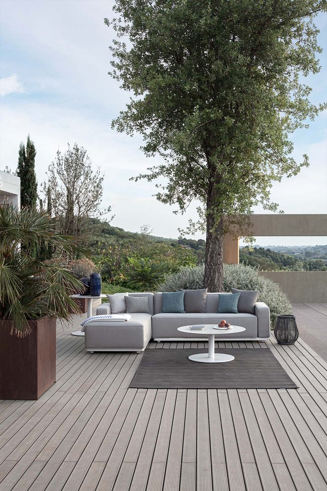 laguna02-slider-outdoor-tavolini-brescia-cavagnaarredi82BEEEDE-4297-11FD-E6A9-3AAFF4AA478D