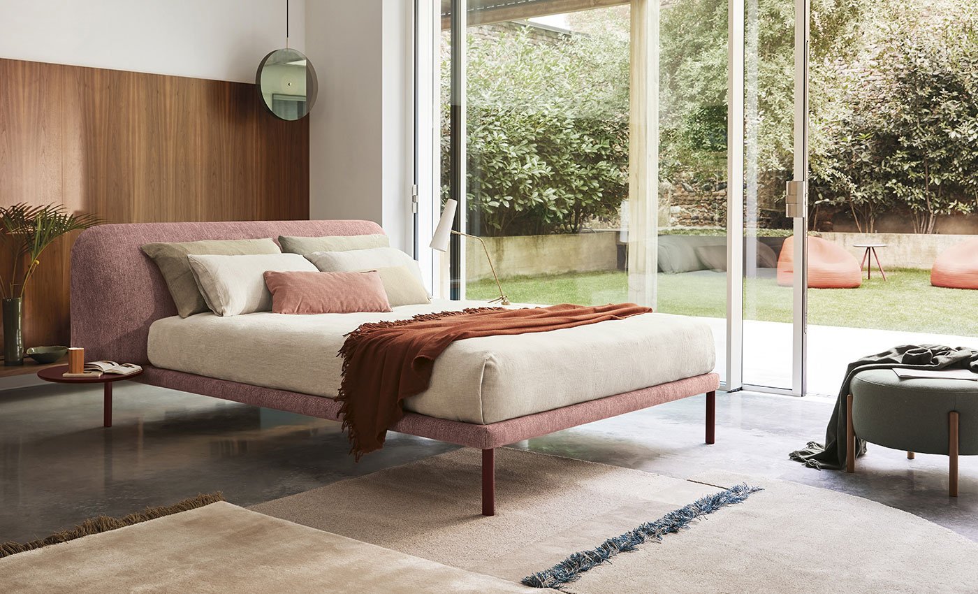 letto-imbottito-marty-design-contemporaneo-letti-matrimoniali-imbottiti-cavagnaarredi-provincia-brescia419A3308-76B6-49D8-6360-133BEFA9E062