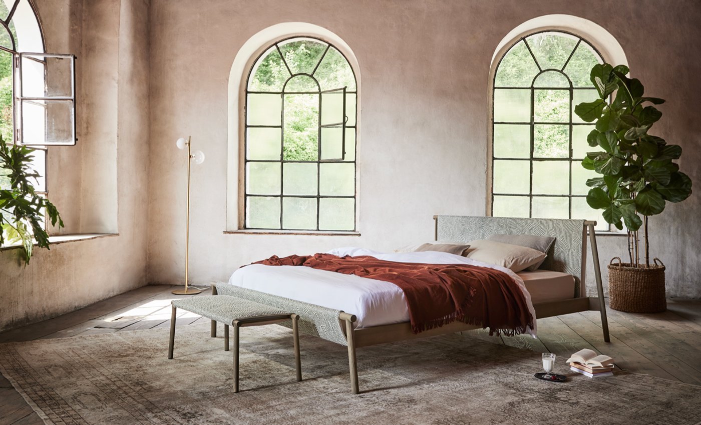 letto-tessuto-1400×850-letti-matrimoniali-imbottiti-cavagnaarredi-provincia-brescia1D0FB733-2444-9099-CE27-BC2E4F4C554A