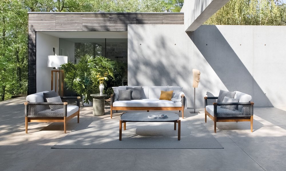 lodge-06-scaled-outdoor-tavolini-brescia-cavagnaarrediBEF102C6-C24E-6C0E-4AE0-F21AC5C75D28