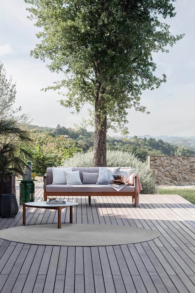 lodge04-slider-2-outdoor-tavolini-brescia-cavagnaarredi24147961-4D6B-9472-C815-4959D4D833EE