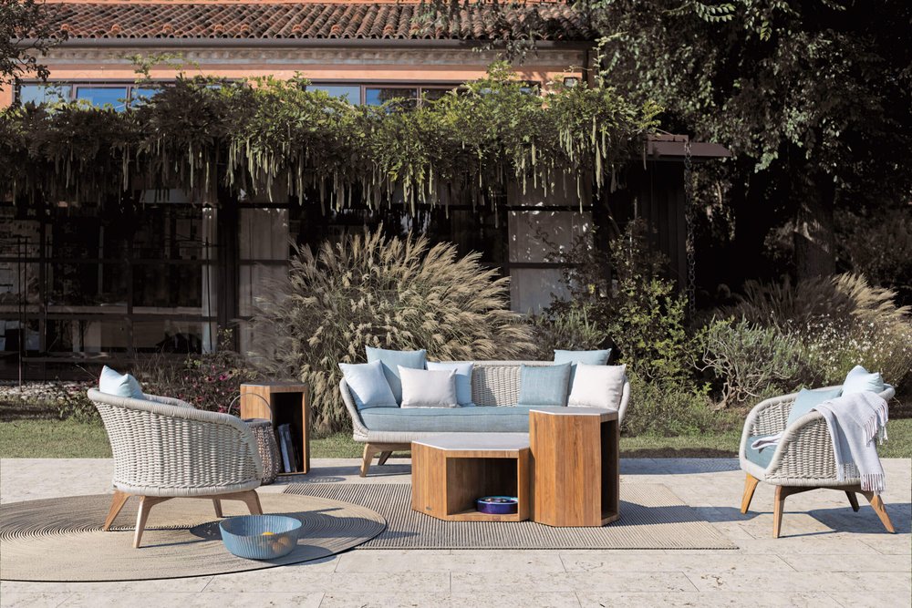 ludo-zeta-scaled-outdoor-tavolini-brescia-cavagnaarredi6852891A-F886-923A-B91E-B2CCC8EAB178