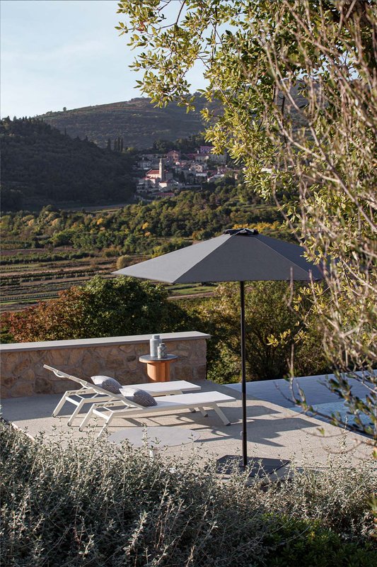 mixim01-slider-outdoor-lettini-chaise-longue-brescia-cavagnaarrediE1564791-83A1-3B52-7325-FC18279A0810