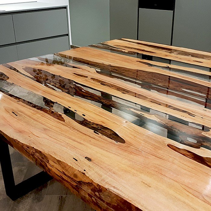 penisola-003-1-tavoli-in-legno-e-resina-cavagnaarredi-provincia-bresciaB7109680-608A-52AD-A80A-70F19BCE1799