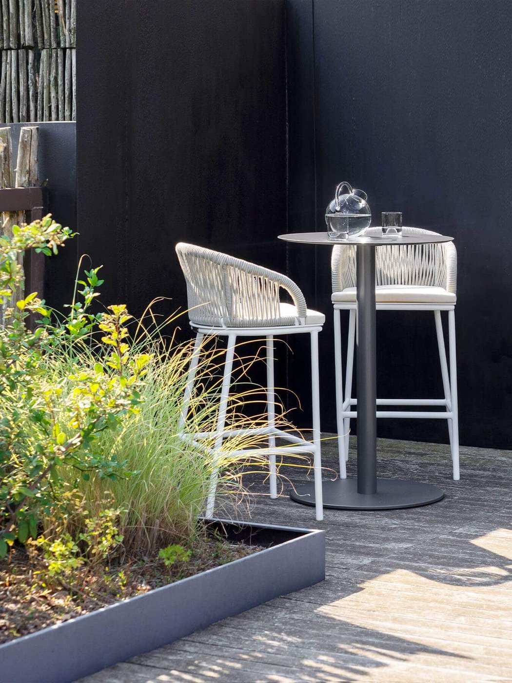 pleasure01-slider-1-outdoor-sedie-e-sgabelli-cavagnaarredi-provincia-brescia788C6134-410C-893D-D8E4-51E9BD033EDE