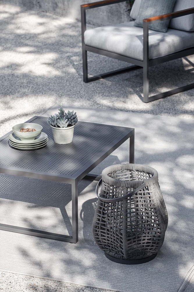 qubik01-slider-2-outdoor-tavolini-brescia-cavagnaarredi3BFFEDAC-A0EA-C5B7-4CA1-701432D4356E