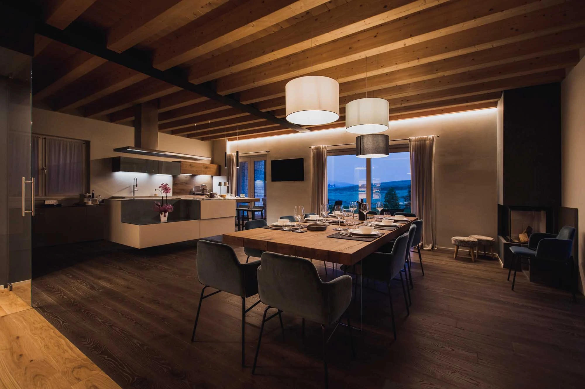BASIC_travi_pranzo_tavola-2_chalet_natura