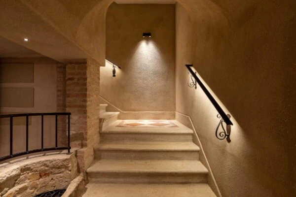 BEAM_MASTER_230V_scale_residenza_venezia_rubbi-600×400