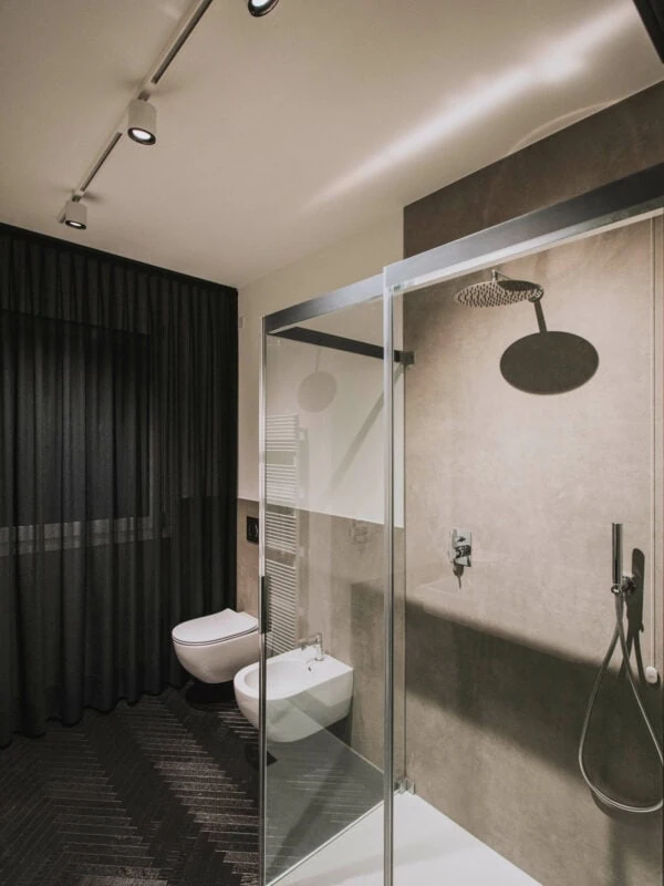 BEAM_MASTER_TRACK_bagno_ber_back__white-600×800