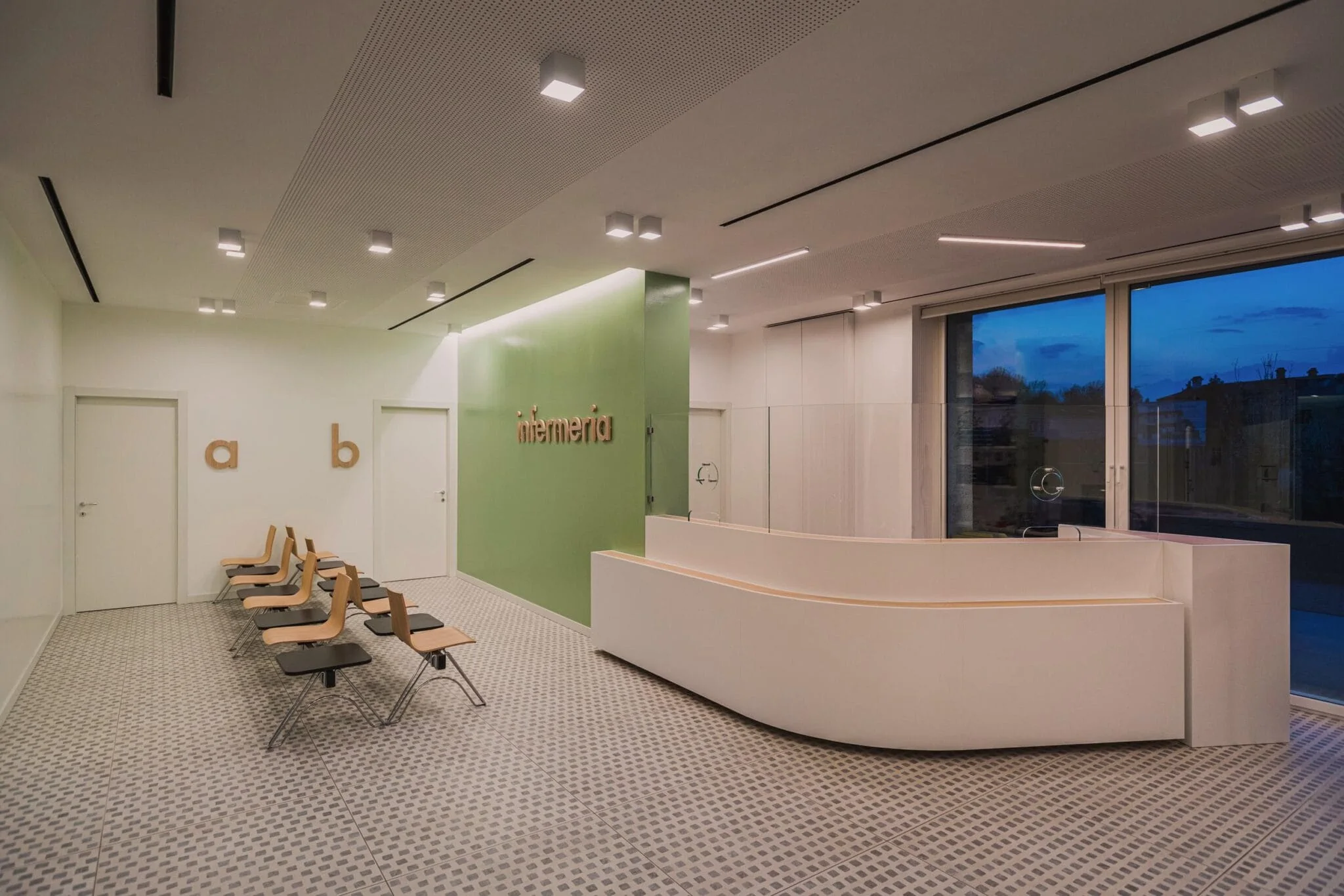 BOX_BIG_centro_medico_sovizzo-6-2048×1366