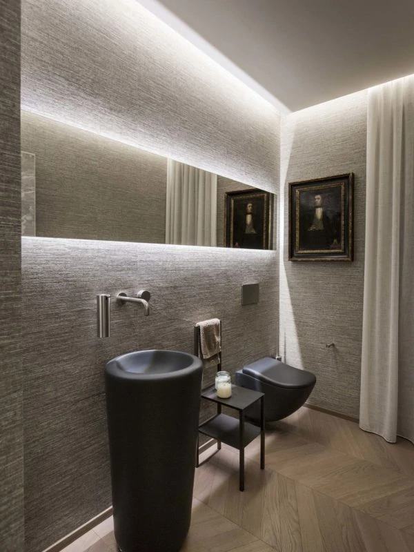 GHOST_LINE_bagno_mano-600×800