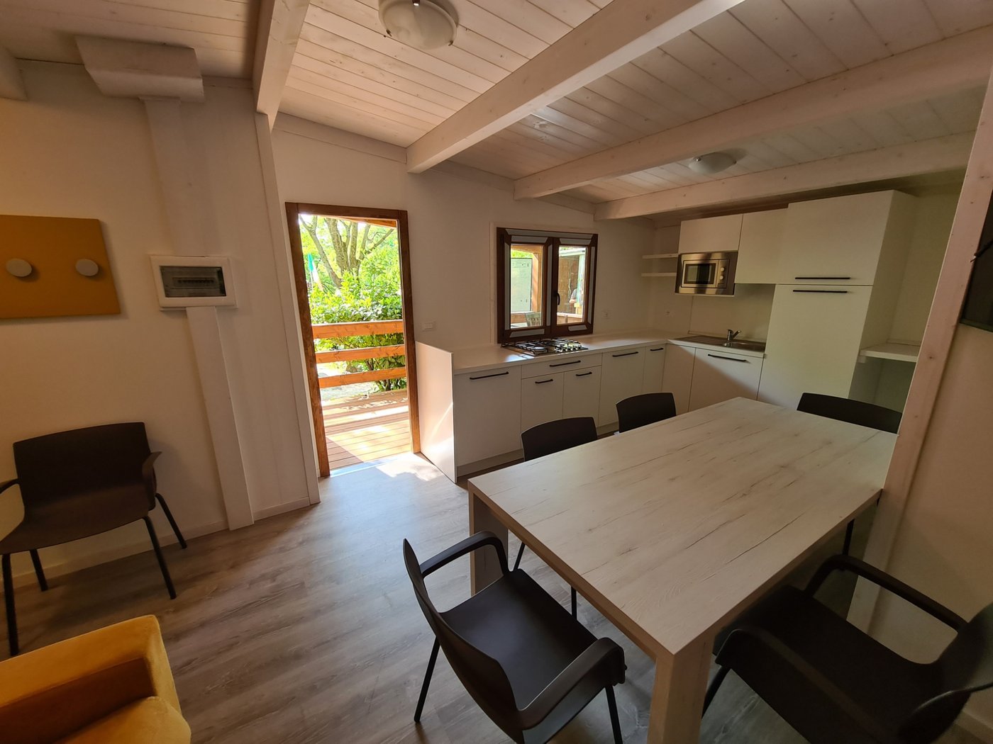 arredi-per-mobil-home-brescia02602B9942-A7C3-8D20-D105-C9182F641450