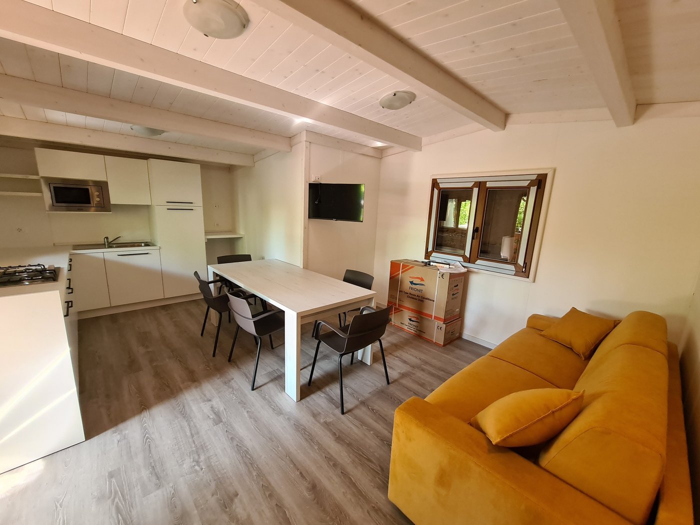 arredi-per-mobil-home-brescia05B220EE4F-B8EE-F627-3549-2EDBC350DB3B