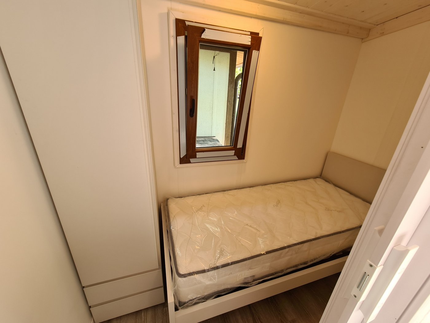 arredi-per-mobil-home-brescia1454A4C5C5-282E-DF16-1E33-4C048D3F01B3