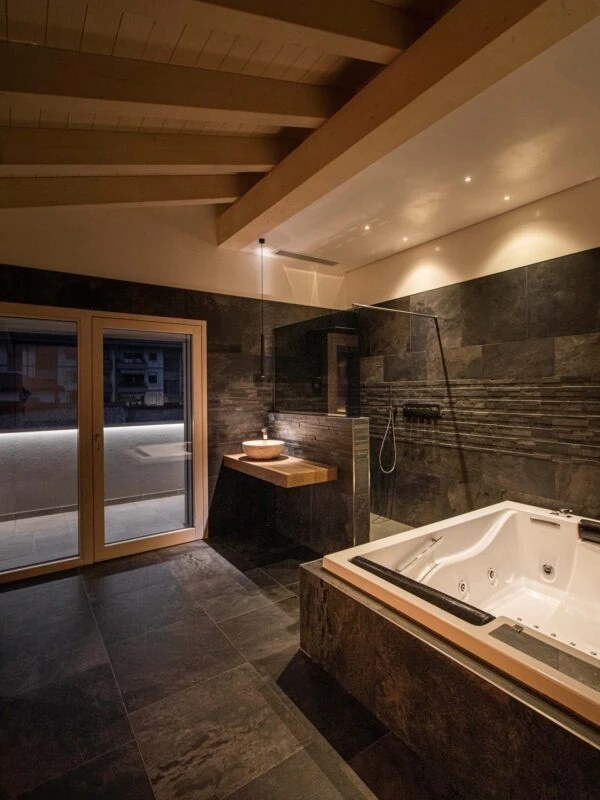 bagno_spa-2_villa_modern_latten-600×800