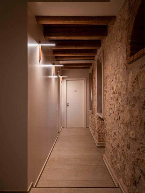 corridoio-2_hotel_magari-600×800