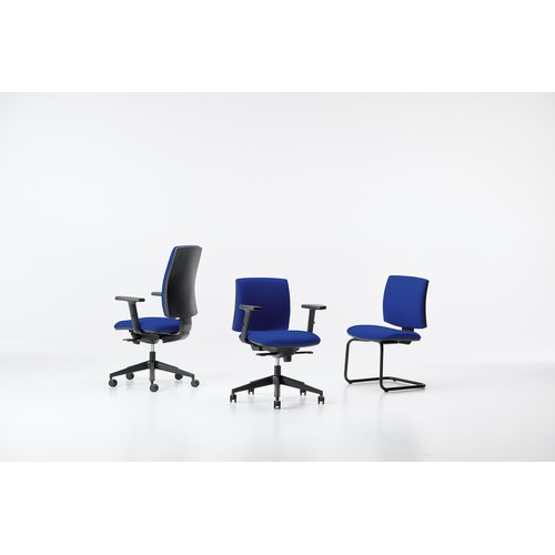 elettra-vip-lt-001-1930×1287-sedie-poltrone-ufficio-cavagnaarredi-brescia25477D07-EC68-565C-7EB7-177A2468E2AE