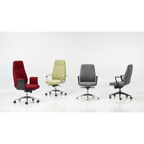 essence-vip-lt-009-1930×1080-sedie-poltrone-ufficio-cavagnaarredi-brescia3FB78BEA-E251-B0BC-061B-BAF1A3169506