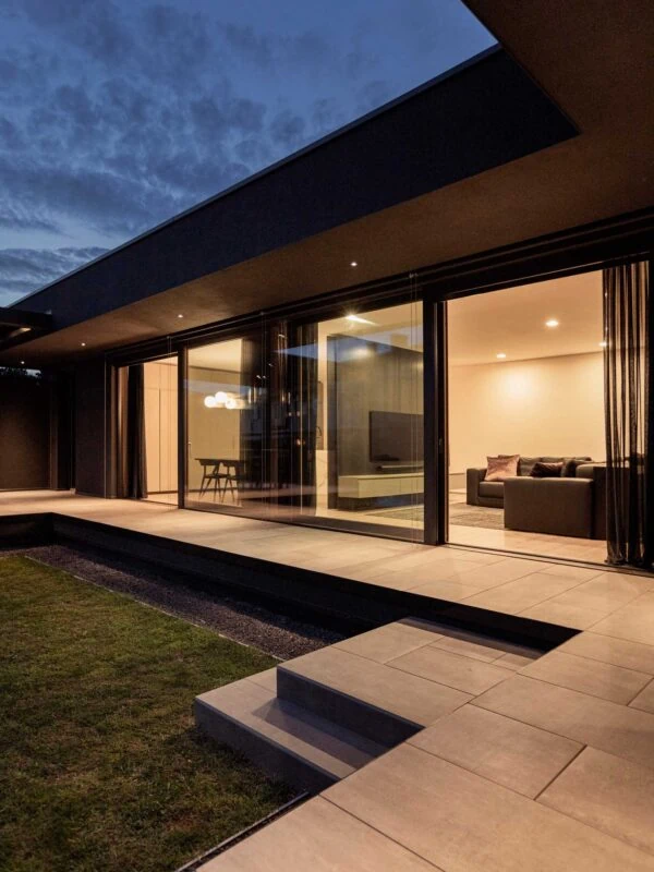 esterno_nero_intenso_biasi-600×800