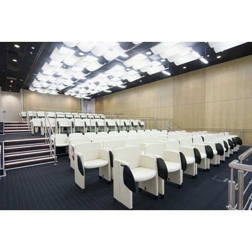 kastel-riunione-attesa-klipp-07-poltrone-per-ufficio-cavagnaarredi-brescia2A80F4B1-4D79-A16E-52A2-008DF48D93C0