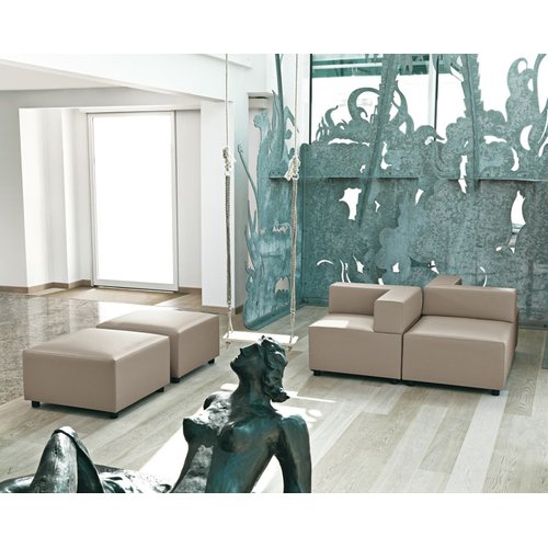 kastel-riunione-attesa-kuadra-01-poltrone-per-ufficio-cavagnaarredi-brescia96463AB6-E64D-BD4D-CDBA-61A355380591