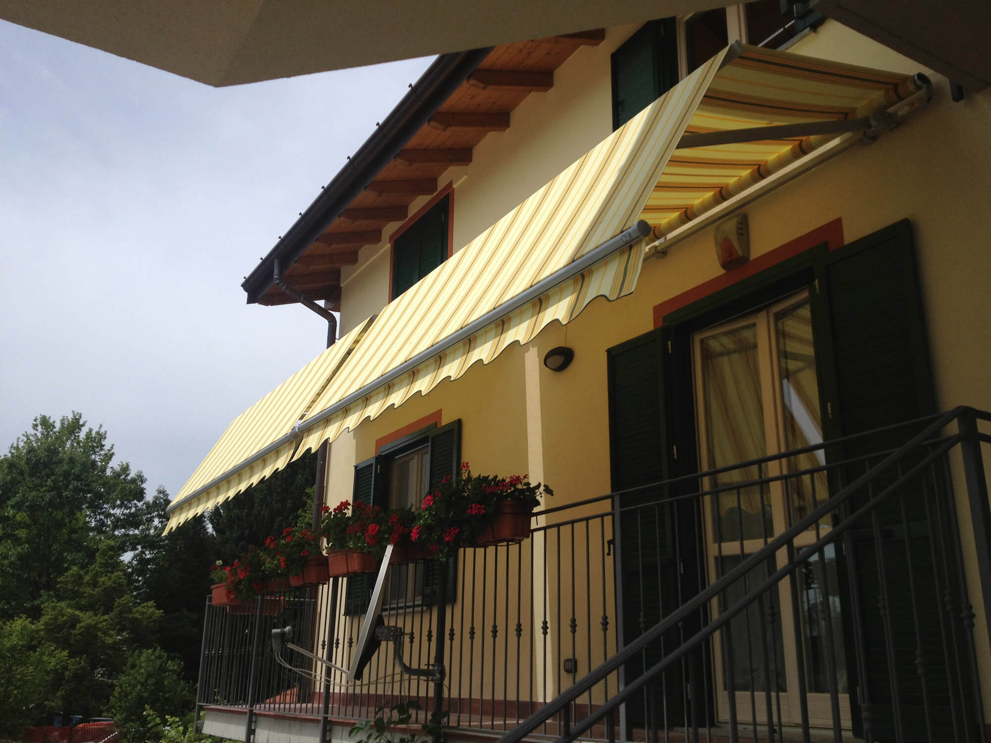 ke_outdoor_design_tende_da_sole_grandangolo_gold_1