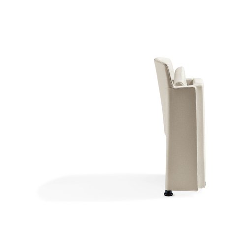 klipp-6-1-poltrone-per-ufficio-cavagnaarredi-brescia82572658-8358-CE58-3D4B-AA08EB94E819