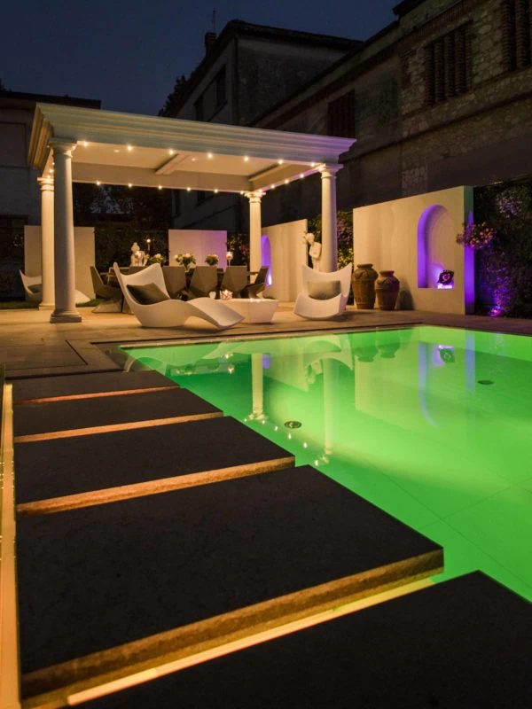olev-illuminazione-villa-esterni-2399-600×800
