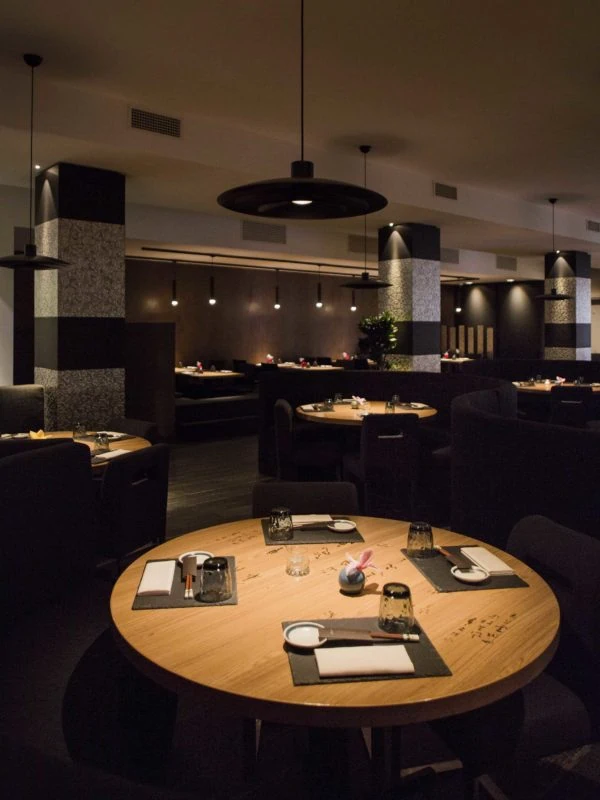 olev-sushi-restaurant-13-600×800