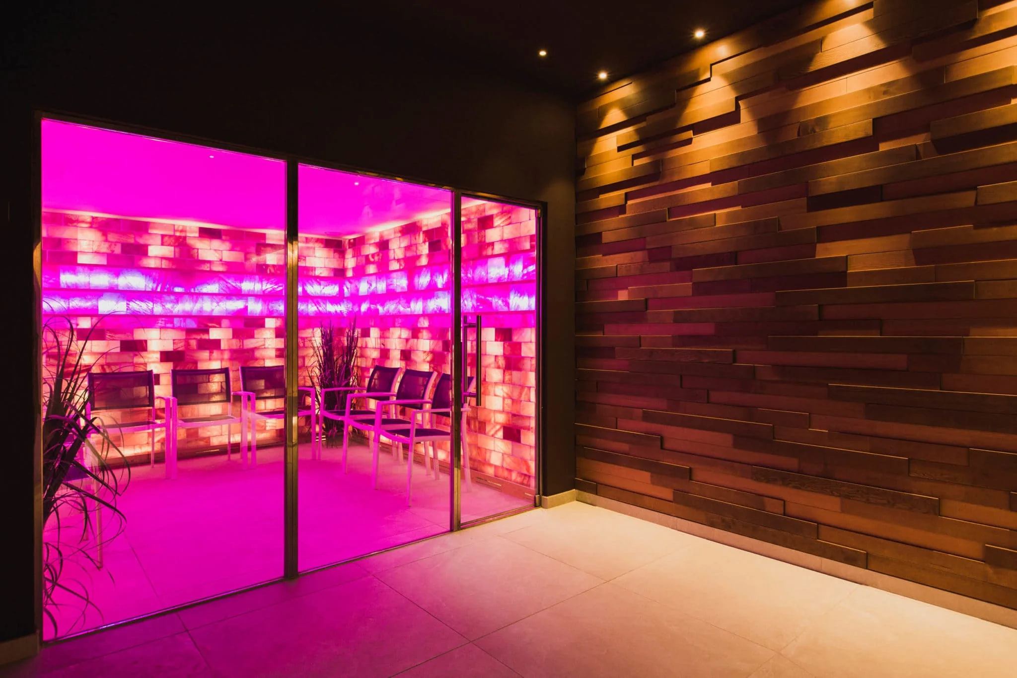 orizz_OLEV_RGB-1_centro_benessere_spa_grandh_montegrotto_terme_padova_illuminazione_led-2048×1366