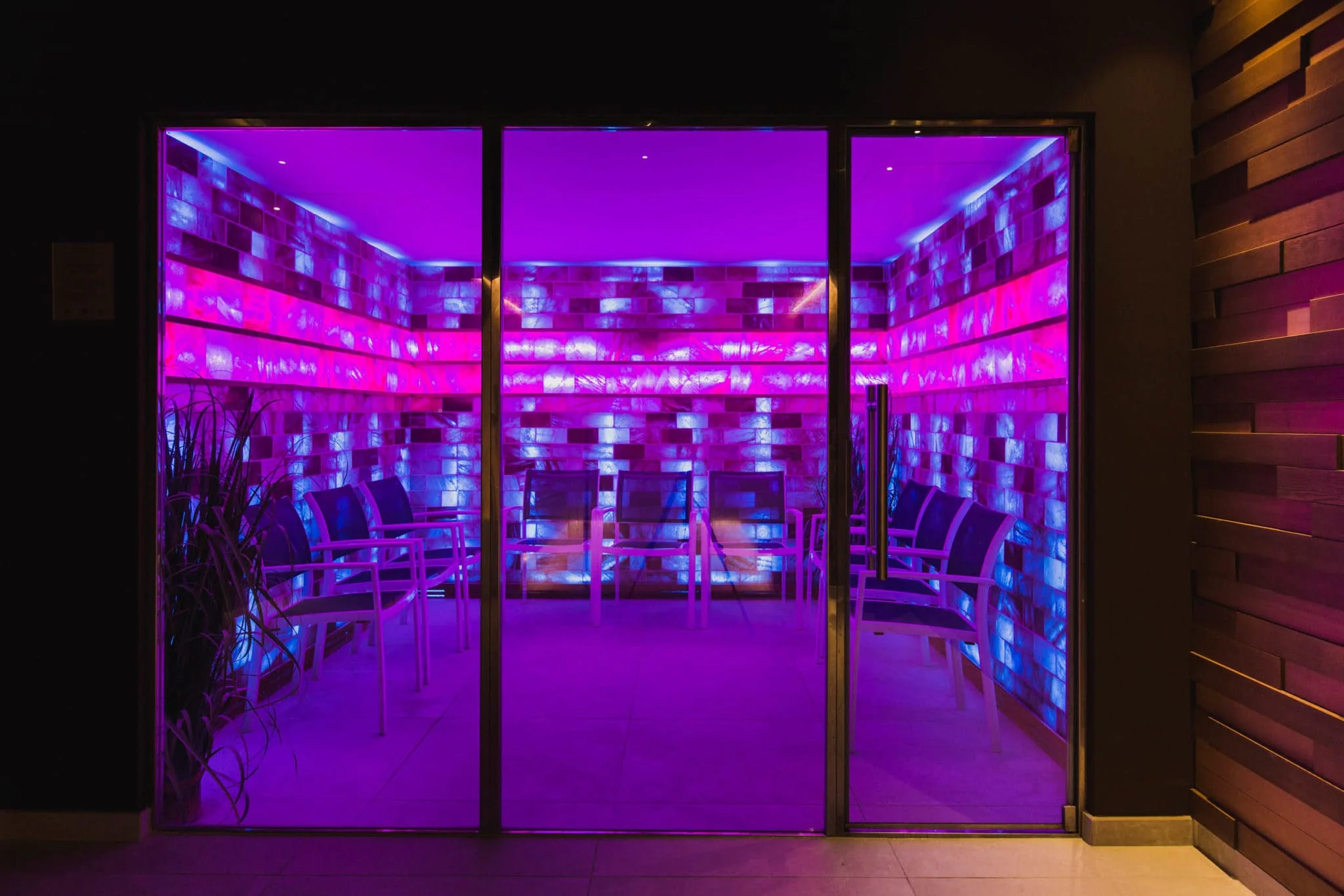 orizz_OLEV_RGB-4_centro_benessere_spa_grandh_montegrotto_terme_padova_illuminazione_led-2048×1366