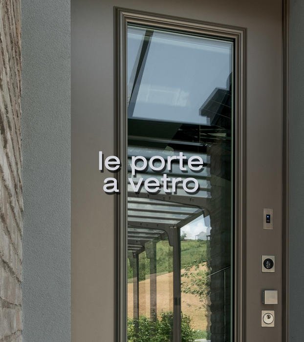 porte-vetro-scritte-miniportoncini-blindati-cavagnaarredi-bresciaD3FB6898-575F-74B2-A0C4-A9F7109E12B8
