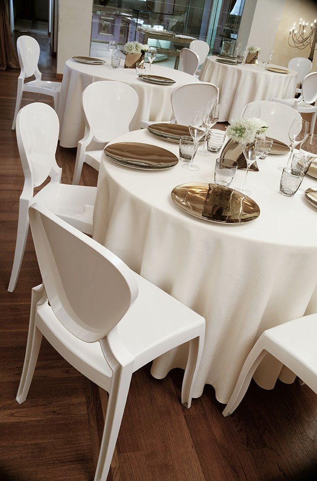 queen-c-arredi-zona-living-openspace-sedie-da-cucina-cavagnaarredi-provincia-bresciaA1080699-2104-ABCA-F2B9-45BDFCDA594D