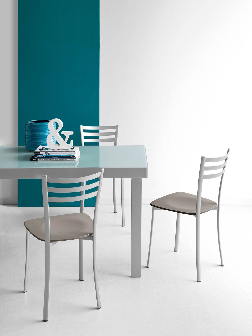 spice-b-arredi-zona-living-openspace-sedie-da-cucina-cavagnaarredi-provincia-brescia04248F5C-89C9-F0A2-B6F0-4F8848A41FB7