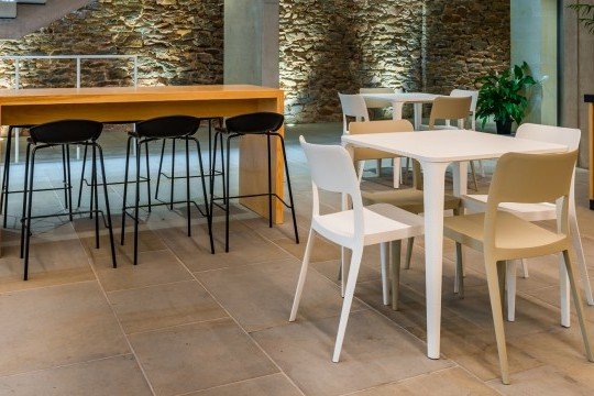 st-georges-1-new-arredi-zona-living-openspace-sedie-da-cucina-cavagnaarredi-provincia-brescia22914B95-F206-F0EC-6945-9528E6D71739