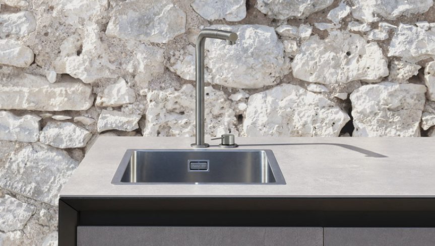 Varaschin-outdoorcooking-kitchen-14-qceg94807pxb0c3r6yr6elx4qlbpuc9zovj8nnxnmi