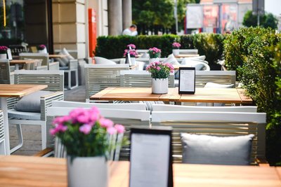 Bristol_07_2048x1365-Outdoor-progetti-contract-CavagnaArredi-Provincia-Brescia