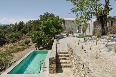 EMU-Outdoor-Furniture_Arredamento_U-House-Turkey1-Outdoor-progetti-contract-CavagnaArredi-Provincia-Brescia