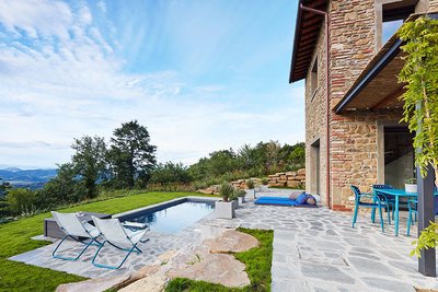 EMU-Outdoor-Furniture_CastellaccioSuite_2-Outdoor-progetti-contract-CavagnaArredi-Provincia-Brescia