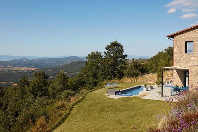 EMU-Outdoor-Furniture_CastellaccioSuite_7-Outdoor-progetti-contract-CavagnaArredi-Provincia-Brescia