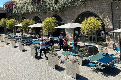 EMU-Outdoor-Furniture_LATTA_1-Outdoor-progetti-contract-CavagnaArredi-Provincia-Brescia